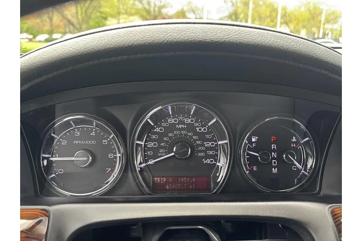 $10000 : 2011 MKS 4dr Sdn 3.7L AWD image 3