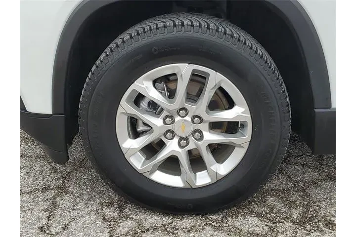 $13761 : Chevrolet Traverse 2020 LS 4 image 8