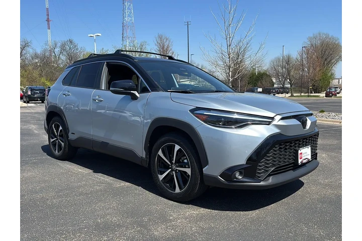 $35000 : 2024 Corolla Cross Hybrid XSE image 9