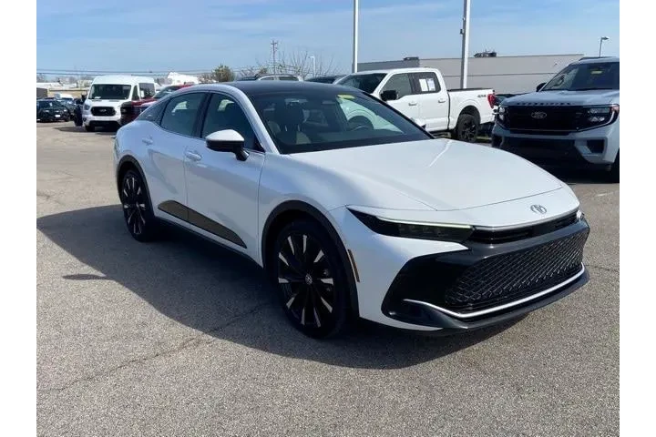 $36917 : Toyota Crown 2023 AWD Platin image 2