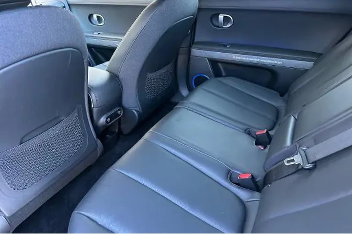 $20850 : Hyundai IONIQ 5 2023 SEL 4dr image 6
