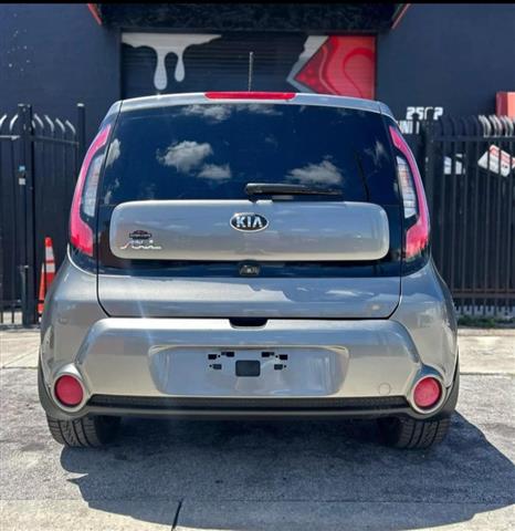 $10900 : Kia Soul image 6