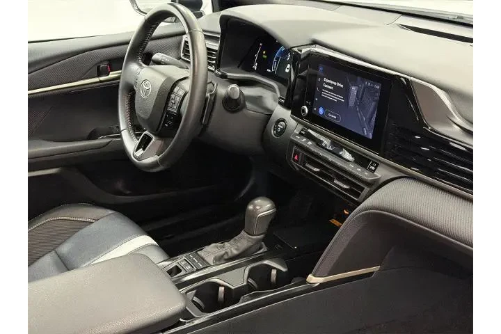 $29000 : Toyota Camry 2025 SE 4dr Sed image 9