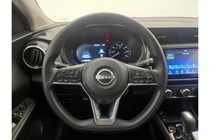 $18998 : Nissan Kicks 2023 SV 4dr Cro image 10
