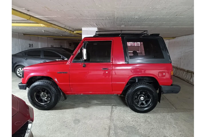 $26900000 : MONTERO 1993 2400CC GASOLINA image 10
