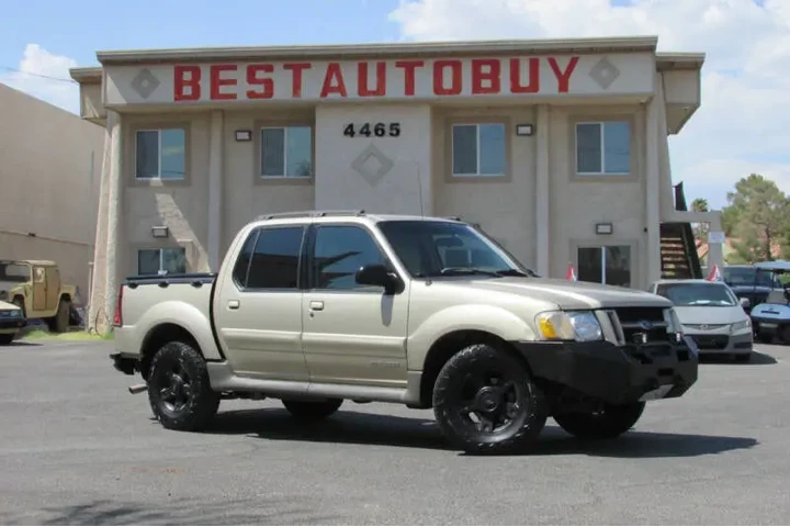 $8995 : 2001 Explorer Sport Trac image 1
