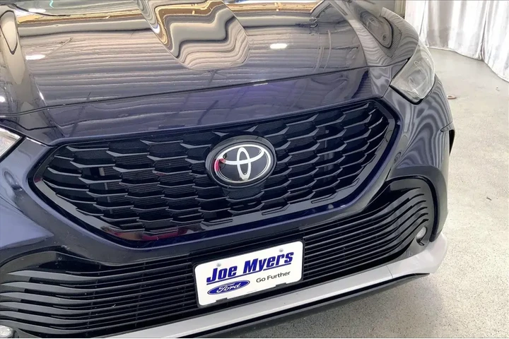 $25803 : Toyota Highlander 2021 XSE 4 image 7