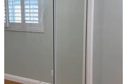 House is a cul-de-sac neighbor