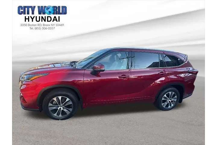 $29966 : Toyota Highlander 2021 AWD X image 2