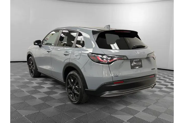 $25688 : Honda HR-V 2023 AWD Sport 4d image 3