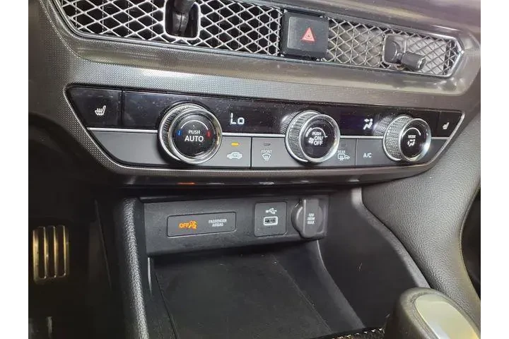 $29998 : Acura Integra 2024 4dr Liftb image 8