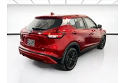 $17000 : Nissan Kicks 2023 SV 4dr Cro thumbnail