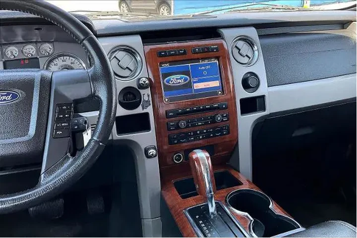 $13693 : Ford F-150 2010 4x2 XLT 4dr image 6
