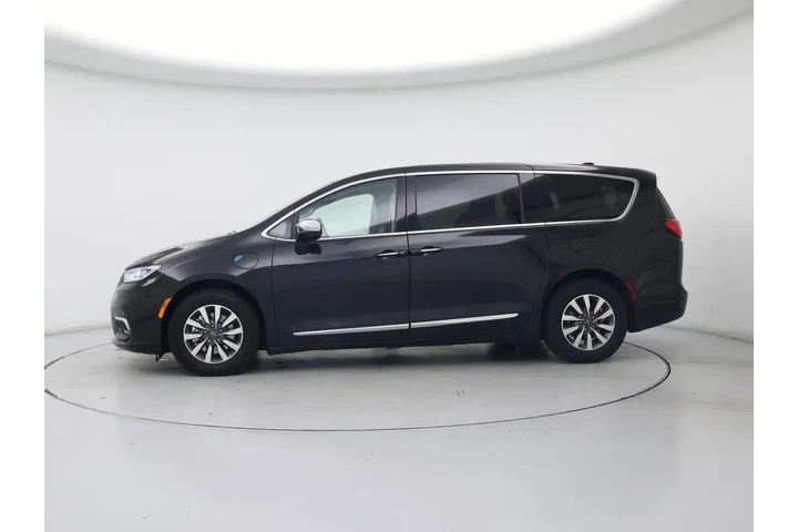 $26998 : Chrysler Pacifica Plug-In Hy image 3