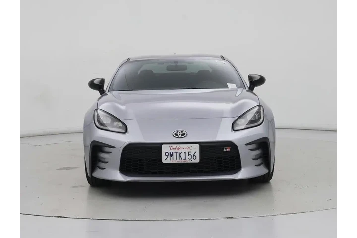 $31998 : Toyota GR86 2024 2dr Coupe 6 image 5