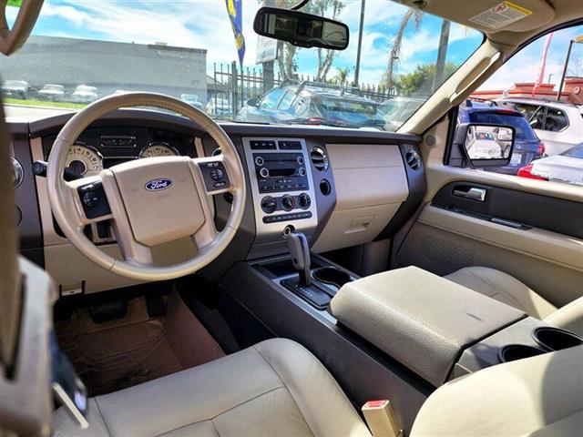$13995 : 2012 Expedition image 7