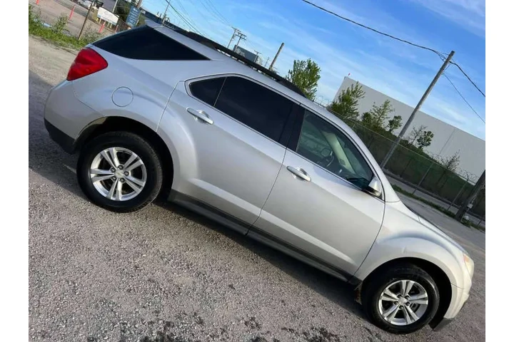 $10500 : 2015 Equinox LT image 4