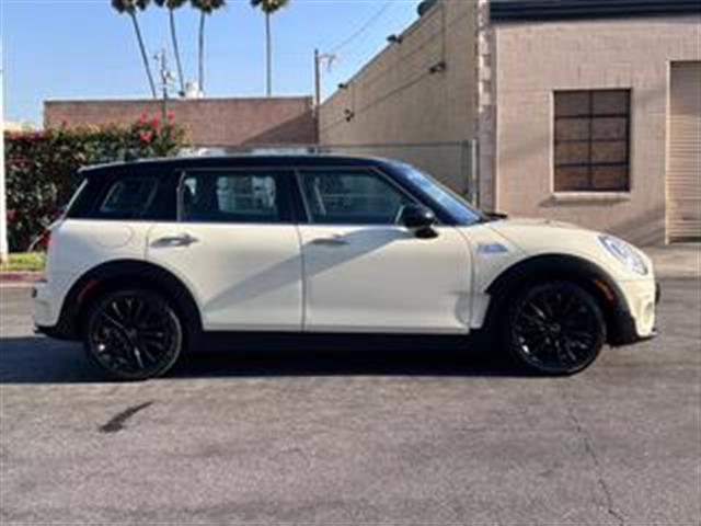 $10990 : 2017 MINI CLUBMAN2017 MINI CL image 4