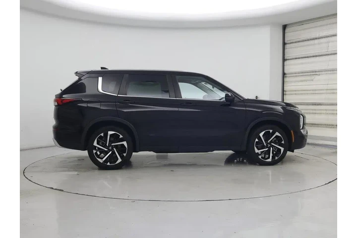 $22998 : Mitsubishi Outlander 2023 SE image 7