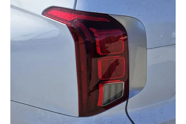 $29991 : Hyundai PALISADE 2023 SEL 4d image 10