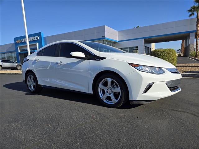 $19999 : Pre-Owned 2018 Volt LT image 1