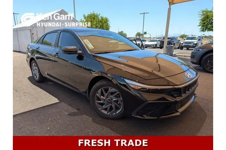 $20451 : Hyundai ELANTRA 2024 SEL 4dr image 1