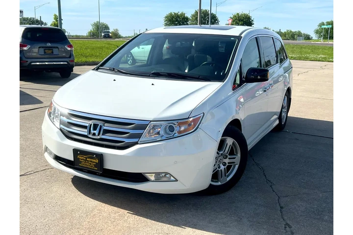 $7999 : 2013 Odyssey Touring image 2