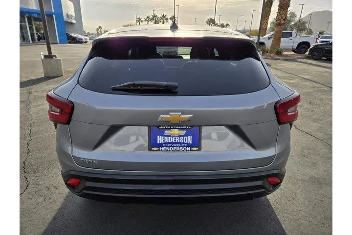 $19991 : Chevrolet Trax 2024 LS 4dr C image 5