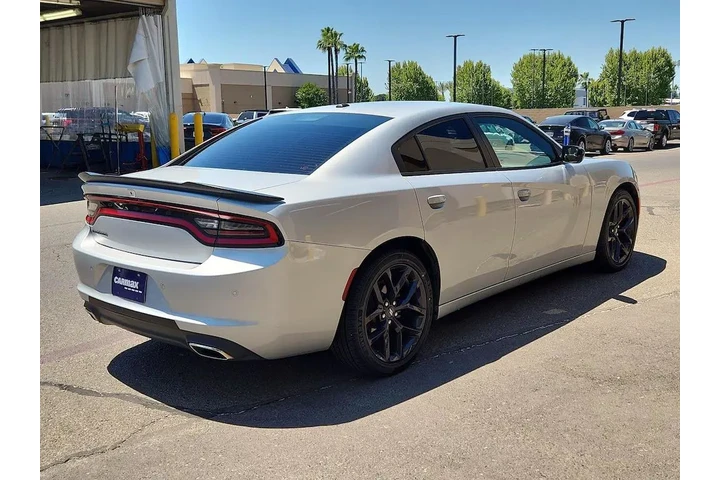 $23998 : Dodge Charger 2021 SXT 4dr S image 5