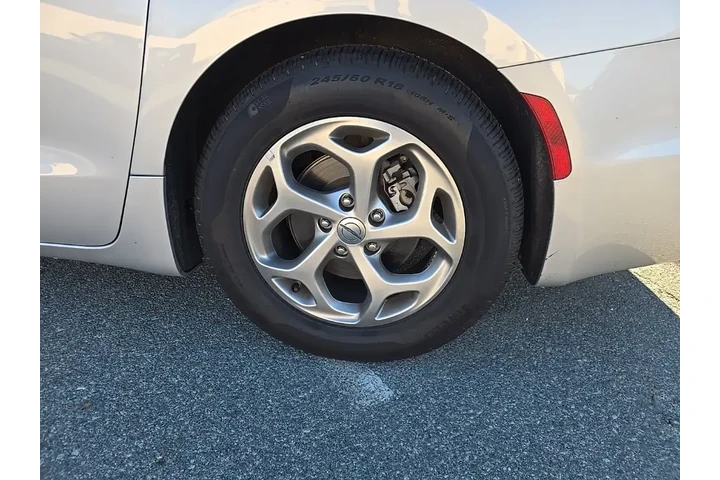 $35280 : Chrysler Pacifica 2024 Limit image 8