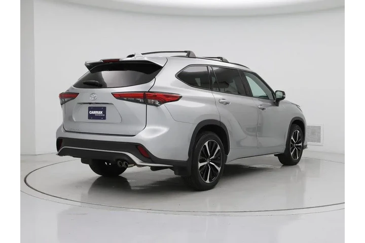 $29998 : Toyota Highlander 2021 XSE 4 image 8