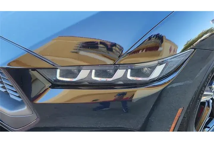 $33767 : Ford Mustang 2024 EcoBoost 2 image 10