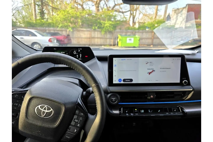 $28000 : 2024 Prius LE AWD image 8