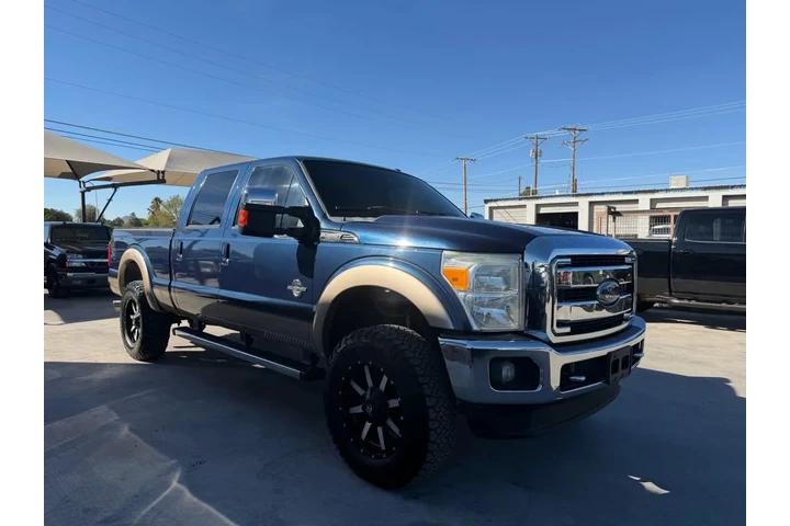 $29995 : 2013 FORD F350 SUPER DUTY CRE image 3