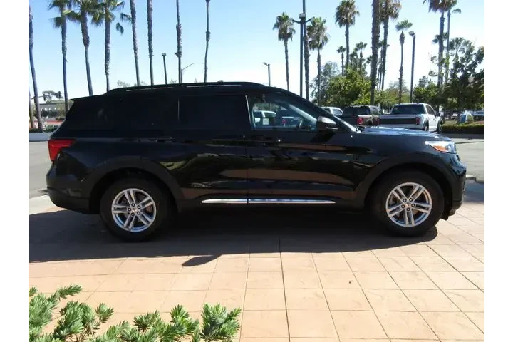 $25713 : Ford Explorer 2022 XLT 4dr S image 5