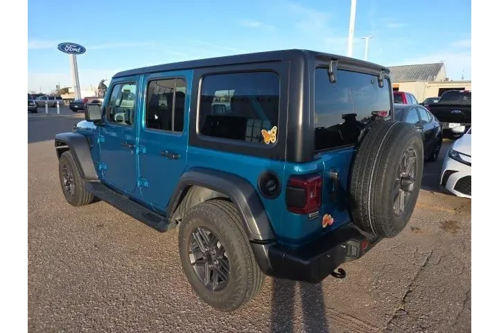 $37552 : Jeep Wrangler 2024 4x4 Sport image 3