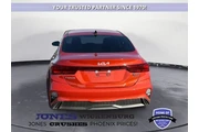 $18627 : Kia Forte 2023 LXS 4dr Sedan thumbnail