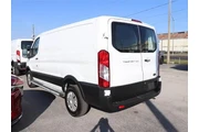 $33085 : Ford Transit 2024 250 3dr LW thumbnail