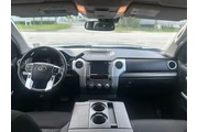 $24000 : " TOYOTA TUNDRA SR5 2018 " thumbnail