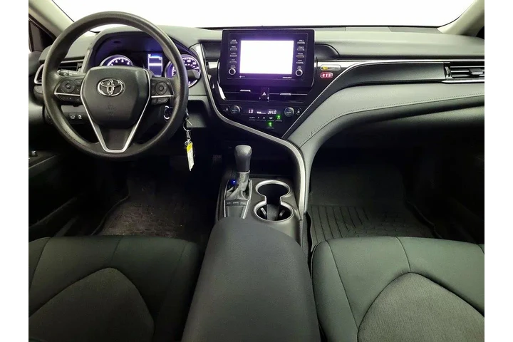 $24998 : Toyota Camry 2024 LE 4dr Sed image 9