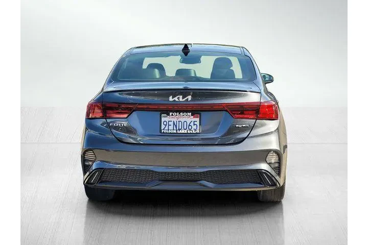 $19201 : Kia Forte 2023 GT-Line 4dr S image 5