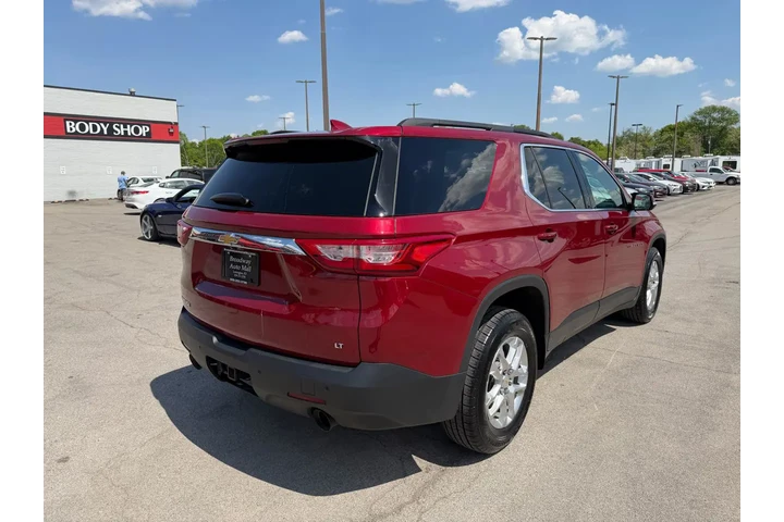 $11450 : 2020 Traverse LT image 2