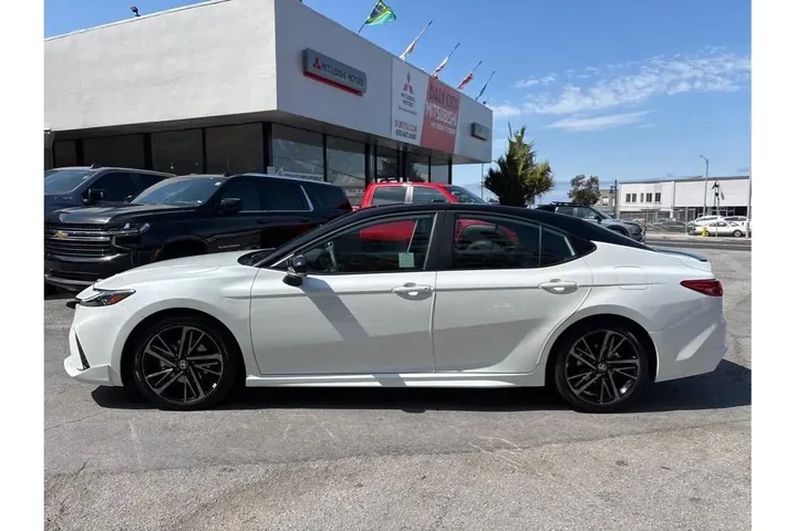 $37388 : Toyota Camry 2025 SE 4dr Sed image 4