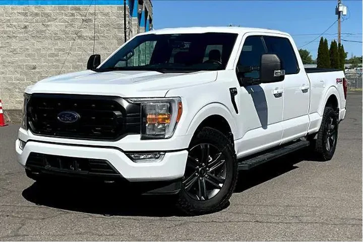 $32995 : Ford F-150 2021 4x4 XLT 4dr image 1