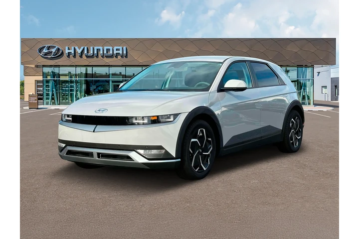 $24888 : Hyundai IONIQ 5 2024 AWD SEL image 1