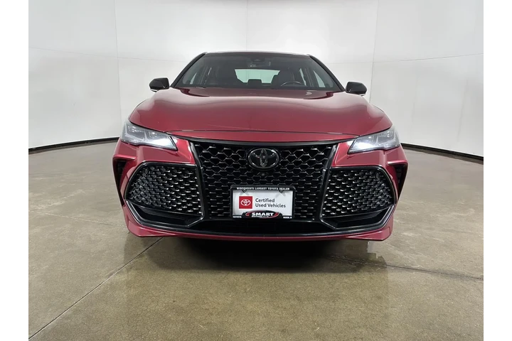 $23979 : Silver Certified 2019 Avalon image 7