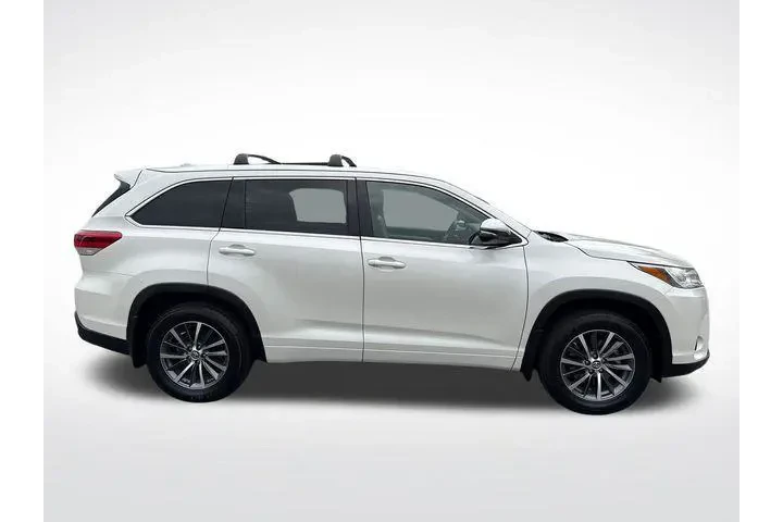 $24597 : Toyota Highlander 2017 AWD X image 6