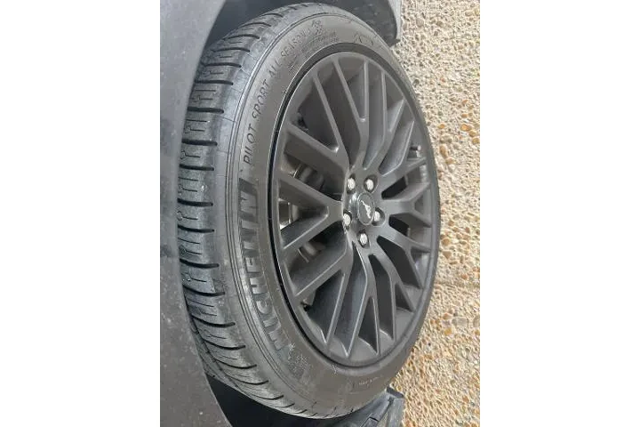 $32279 : Ford Mustang 2019 GT Premium image 2