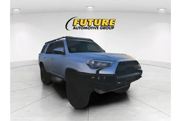 $30570 : Toyota 4Runner 2021 4x4 SR5 image 1