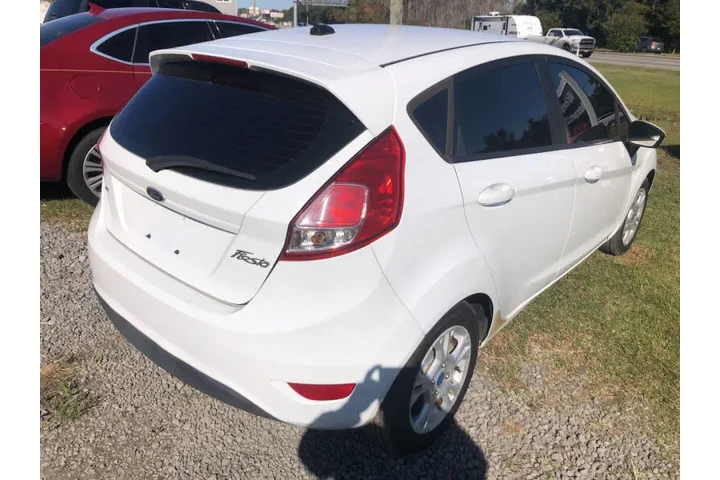 $8995 : 2014 Fiesta SE image 9